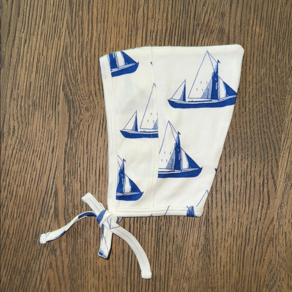 Kate Quinn Sailboat Bonnet